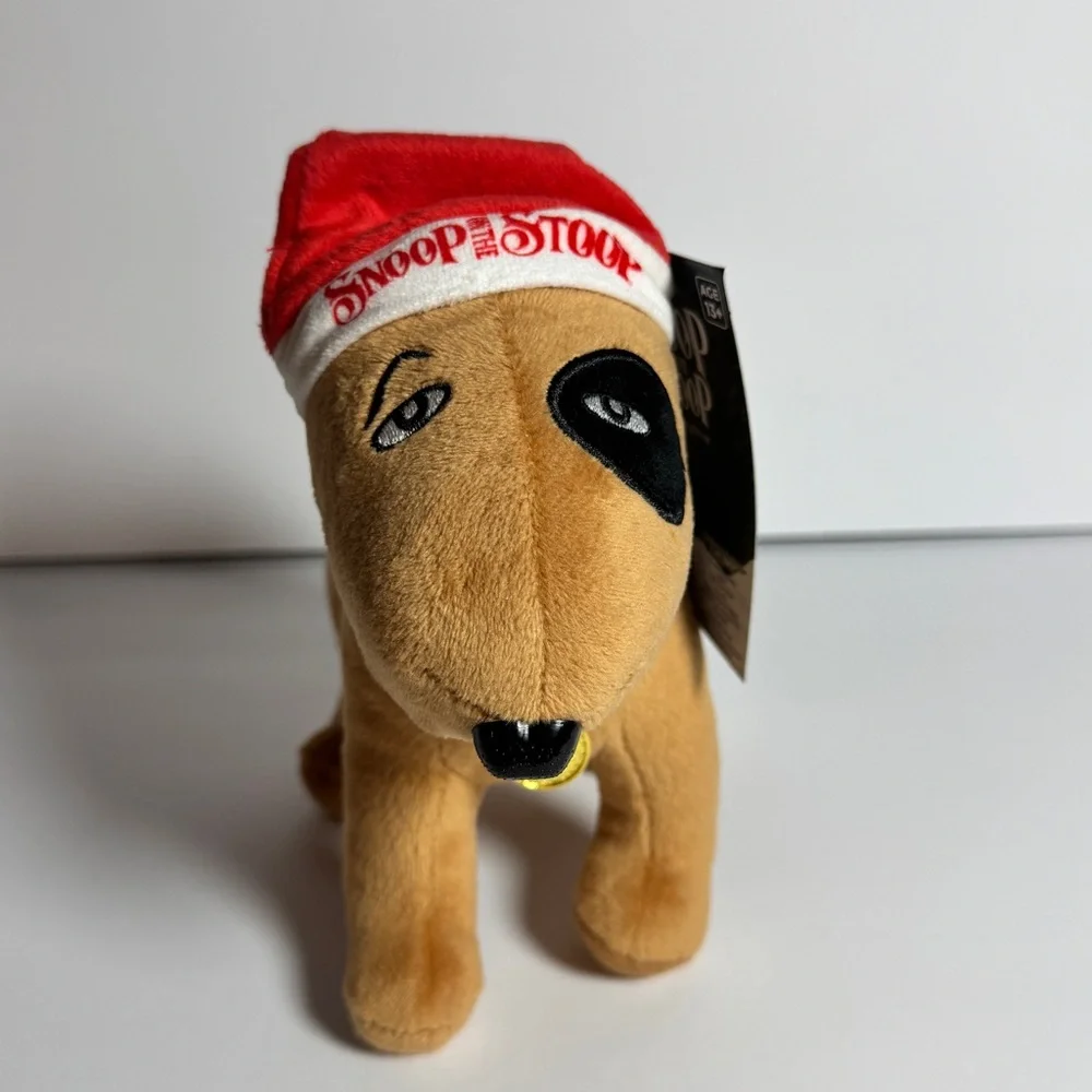 Snoop on the Stoop Dogg A Hood Tradition One Size‎ Dog with GOLD Chain Plush-NEW